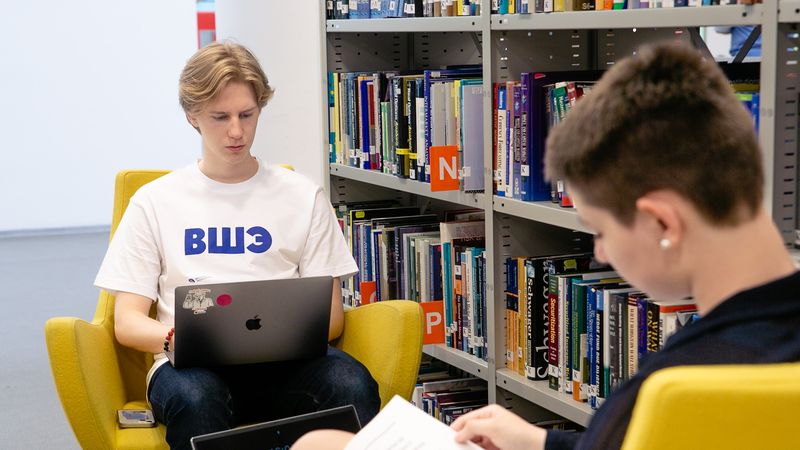 НИУ ВШЭ, Яндекс и ИТМО запустили аспирантуру в области ИИ и гранты для молодых ученых