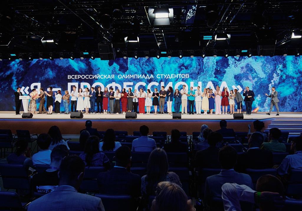 Иллюстрация к новости: «Мы готовы принимать таланты в России»