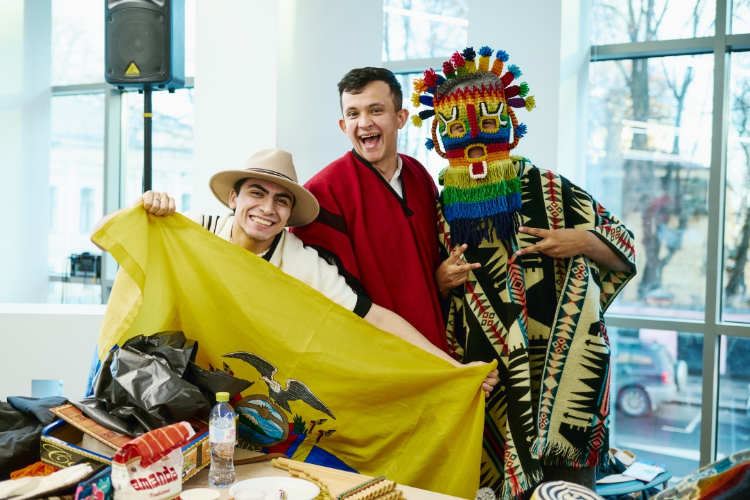 Illustration for news: HSE UNITY FEST 2025: Cross-Cultural Communication and the Synthesis of Traditions